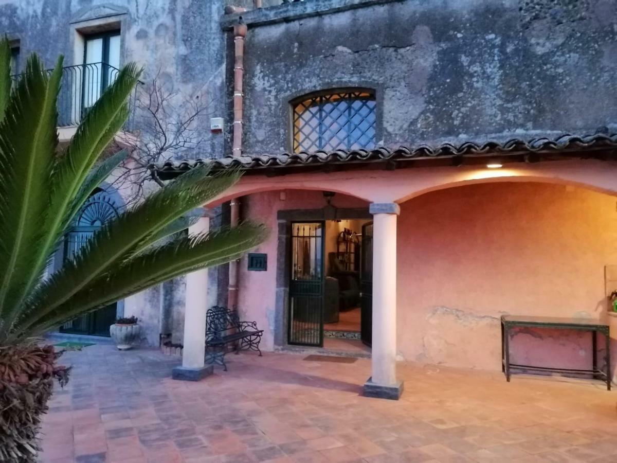 Vila Antico Casale Dell'Etna Puntalazzo Exteriér fotografie